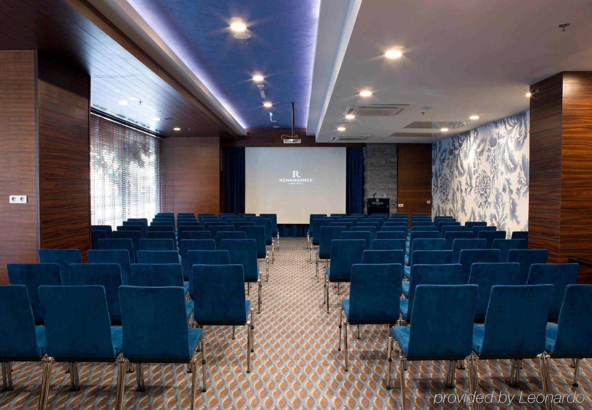 Renaissance Izmir Hotel Экстерьер фото Meeting room